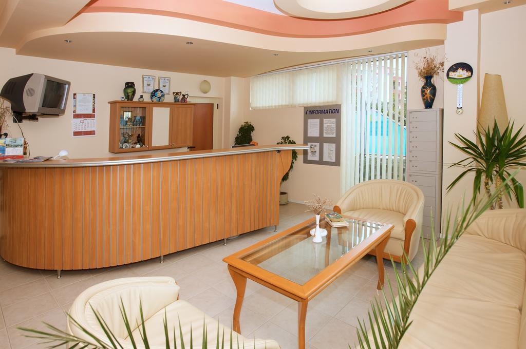 Hotel Sofia Beach Несебр Экстерьер фото