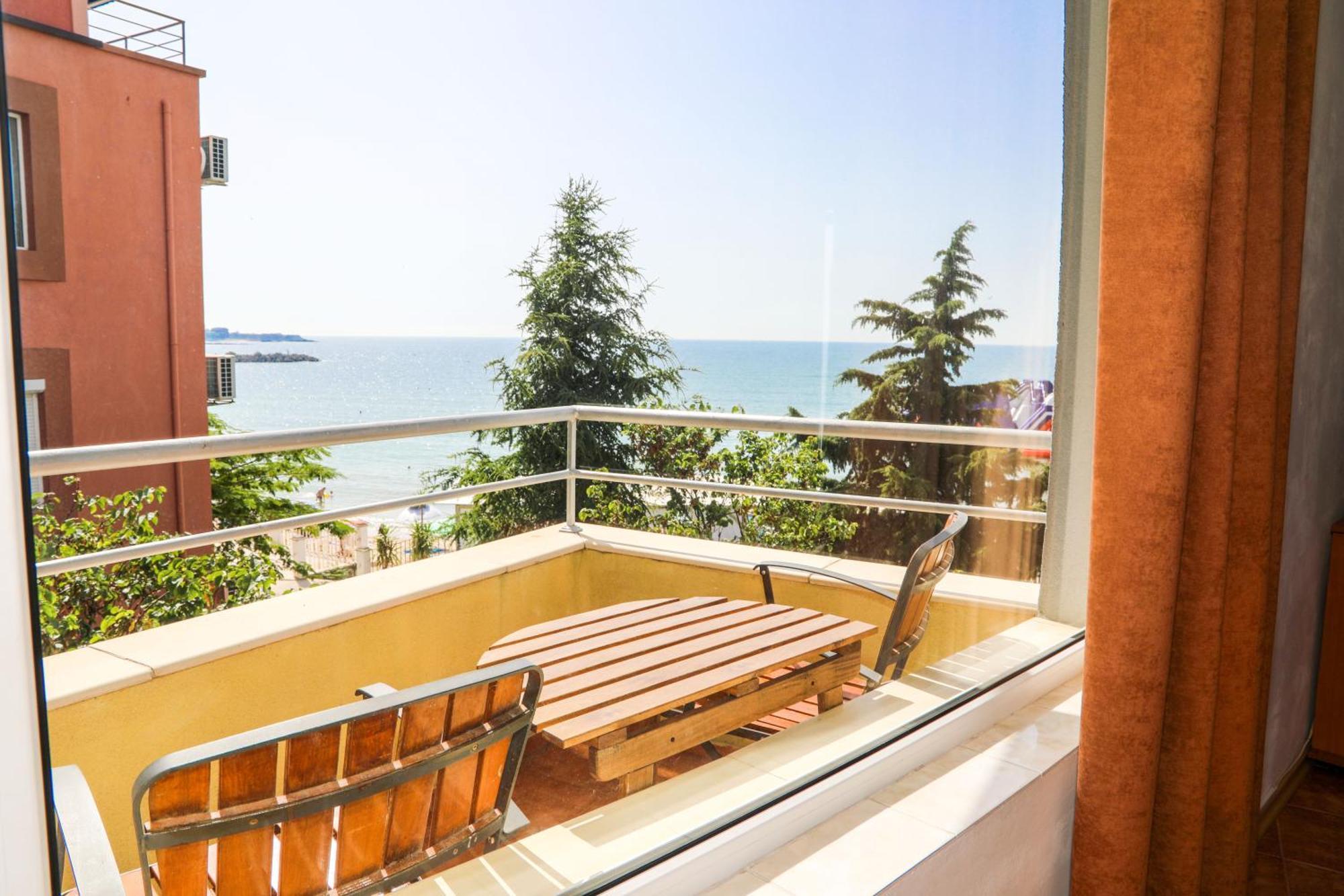 Hotel Sofia Beach Несебр Экстерьер фото