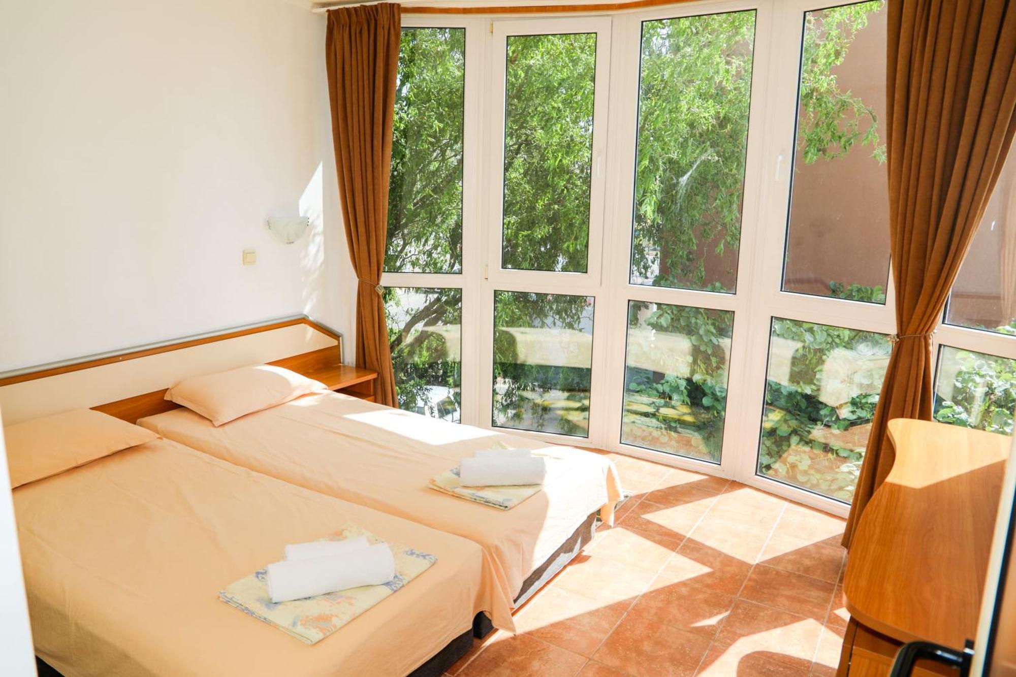 Hotel Sofia Beach Несебр Экстерьер фото